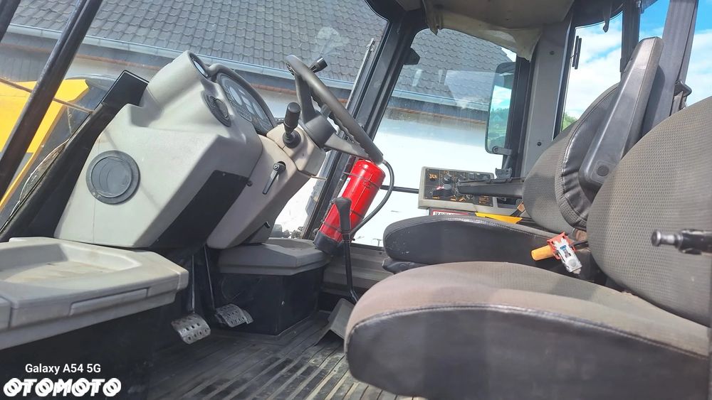 JCB Fastrac 3155 - 5