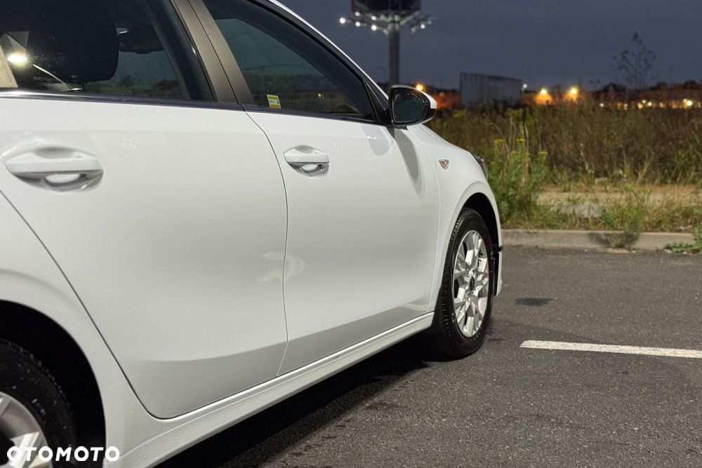 Kia Ceed 1.5 T-GDI M - 17