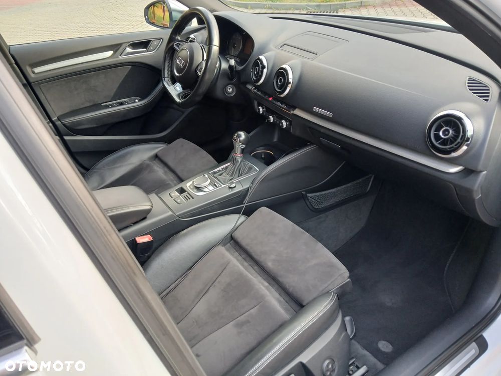 Audi S3 S tronic - 4