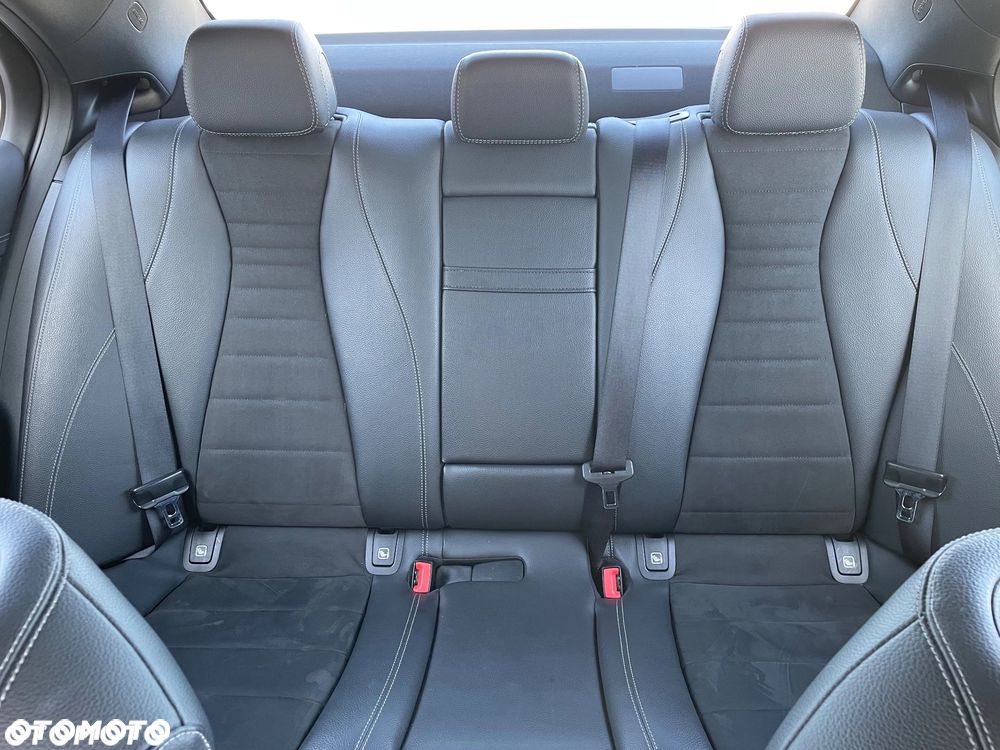 Mercedes-Benz Klasa E 220 d 9G-TRONIC AMG Line - 22