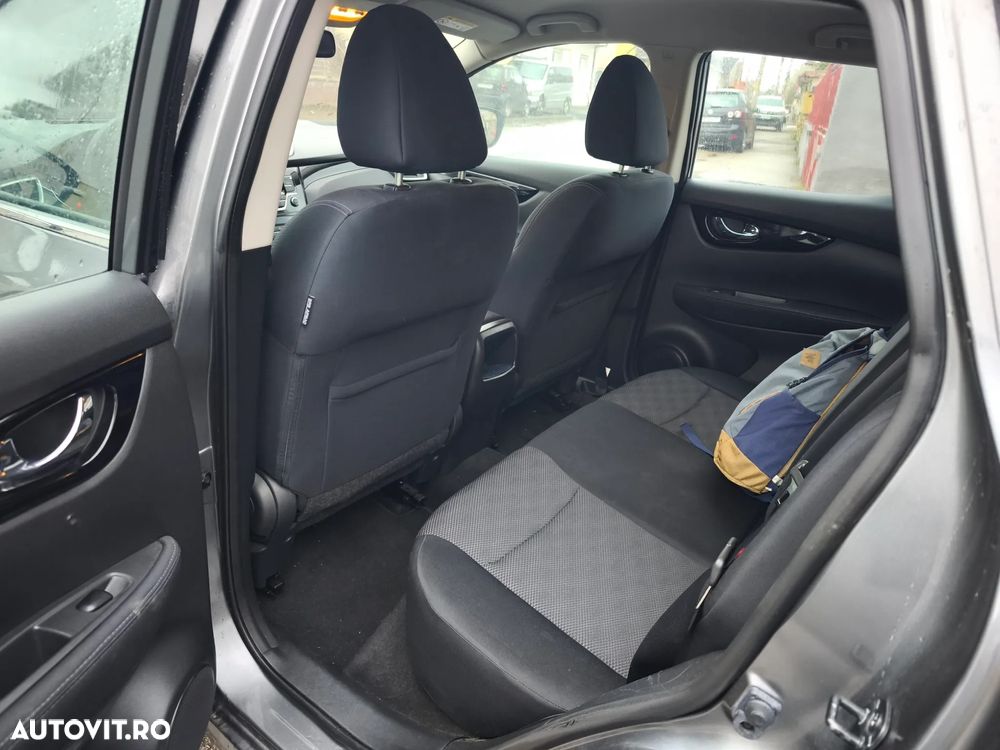 Nissan Qashqai 1.2 DIG-T TEKNA - 10