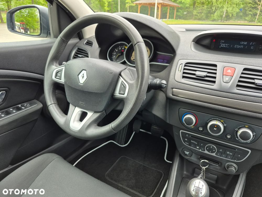 Renault Megane 1.6 16V 100 Expression - 17
