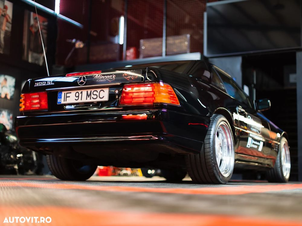 Mercedes-Benz SL - 12