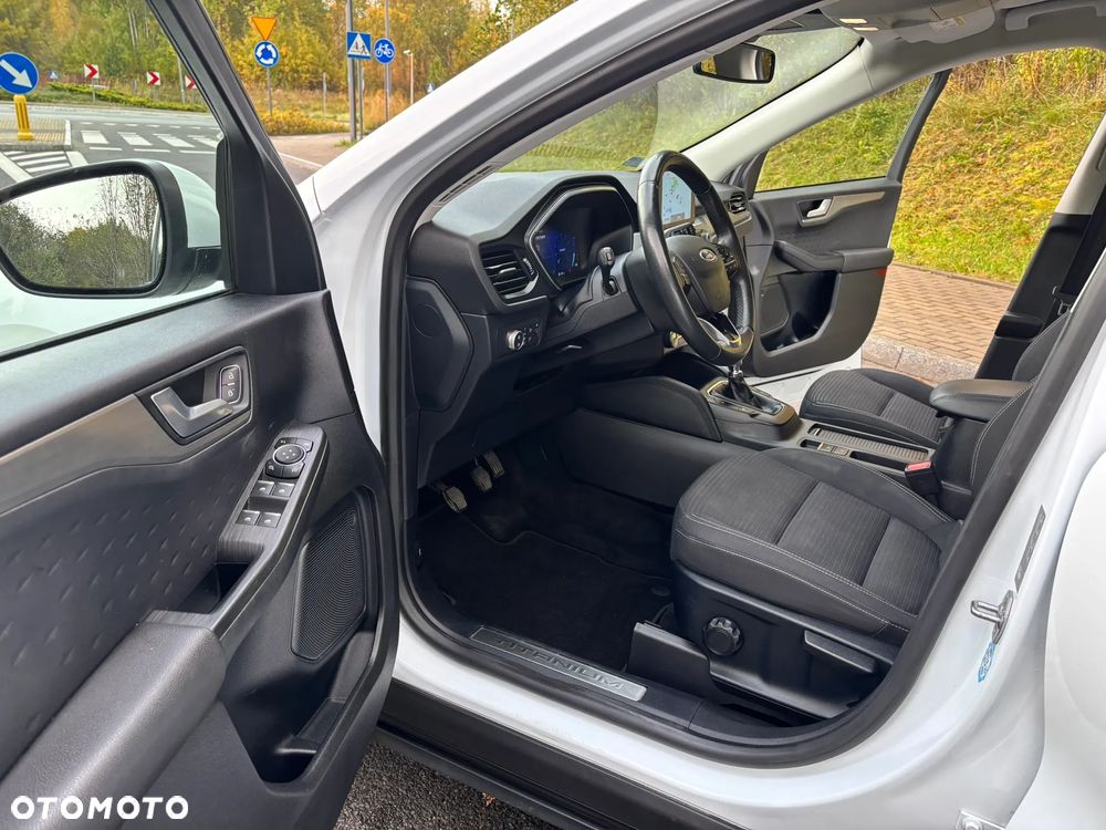 Ford Kuga 1.5 EcoBoost FWD Titanium ASS GPF - 6