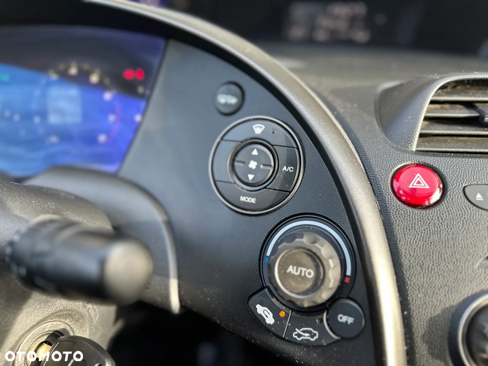 Honda Civic 1.4 Comfort - 24