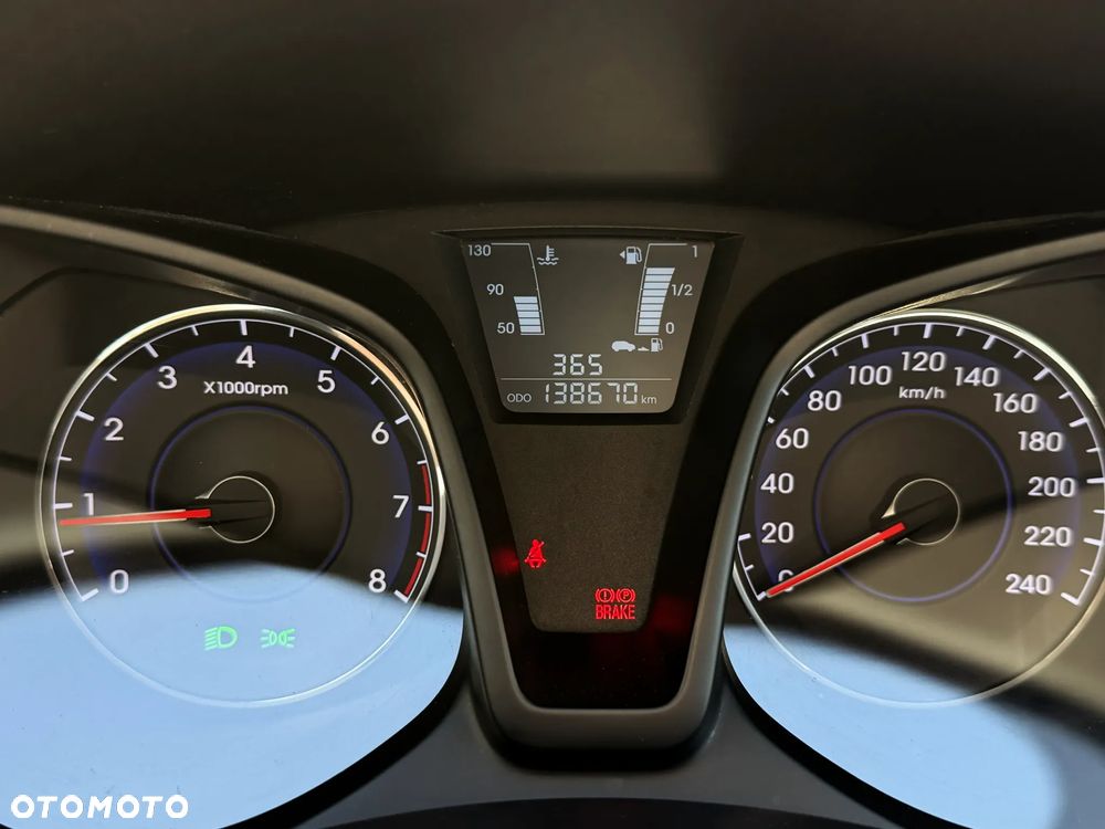 Hyundai ix20 1.6 Classic + - 9