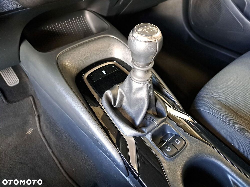 Toyota Corolla - 28