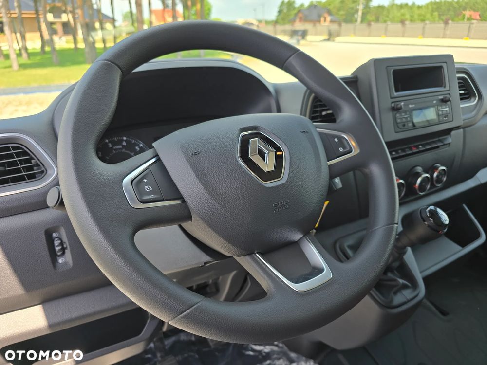 Renault MASTER 17Km WYWROTKA 3 STRONNA 1011Kg Ładowność SILNIK 2,3 AUTO NIE UŻYWANE NA GWARANCJI STAN NOWY NOWY NOWY SALON POLSKA TO SŁONIK BOGATE WYPOSAŻENIE HAK LEDY KLIMA TEMPOMAT - 30