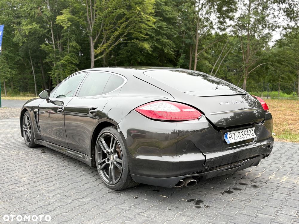 Porsche Panamera S PDK - 9