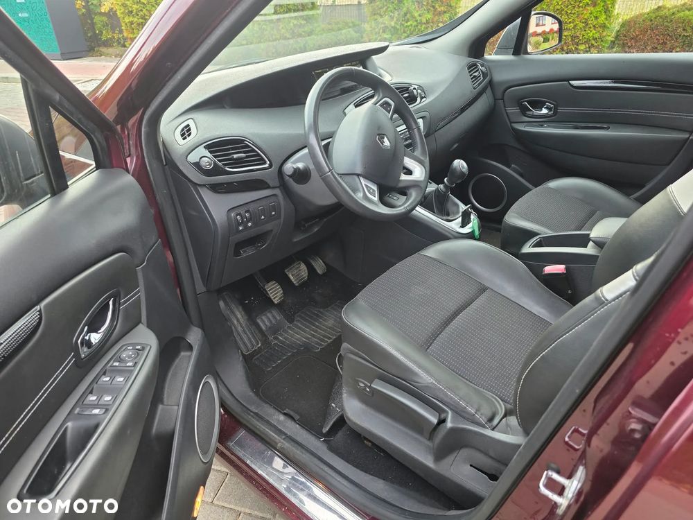 Renault Scenic - 10