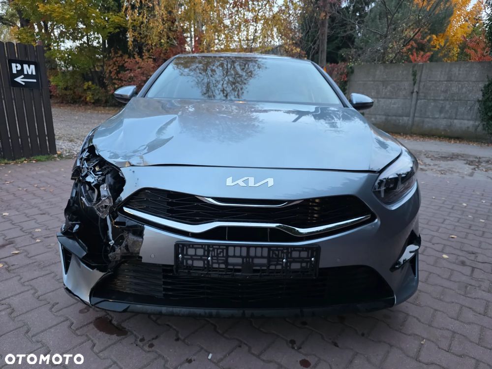 Kia Ceed 1.5 T-GDI Tribute - 3
