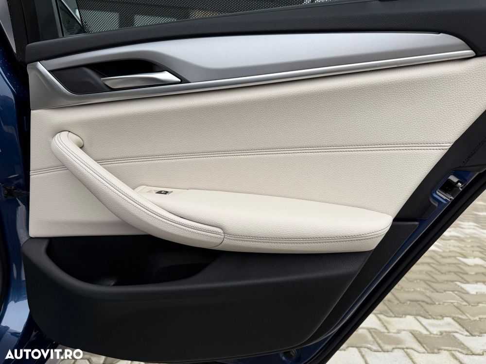 BMW Seria 5 530d xDrive Aut. Luxury Line - 18
