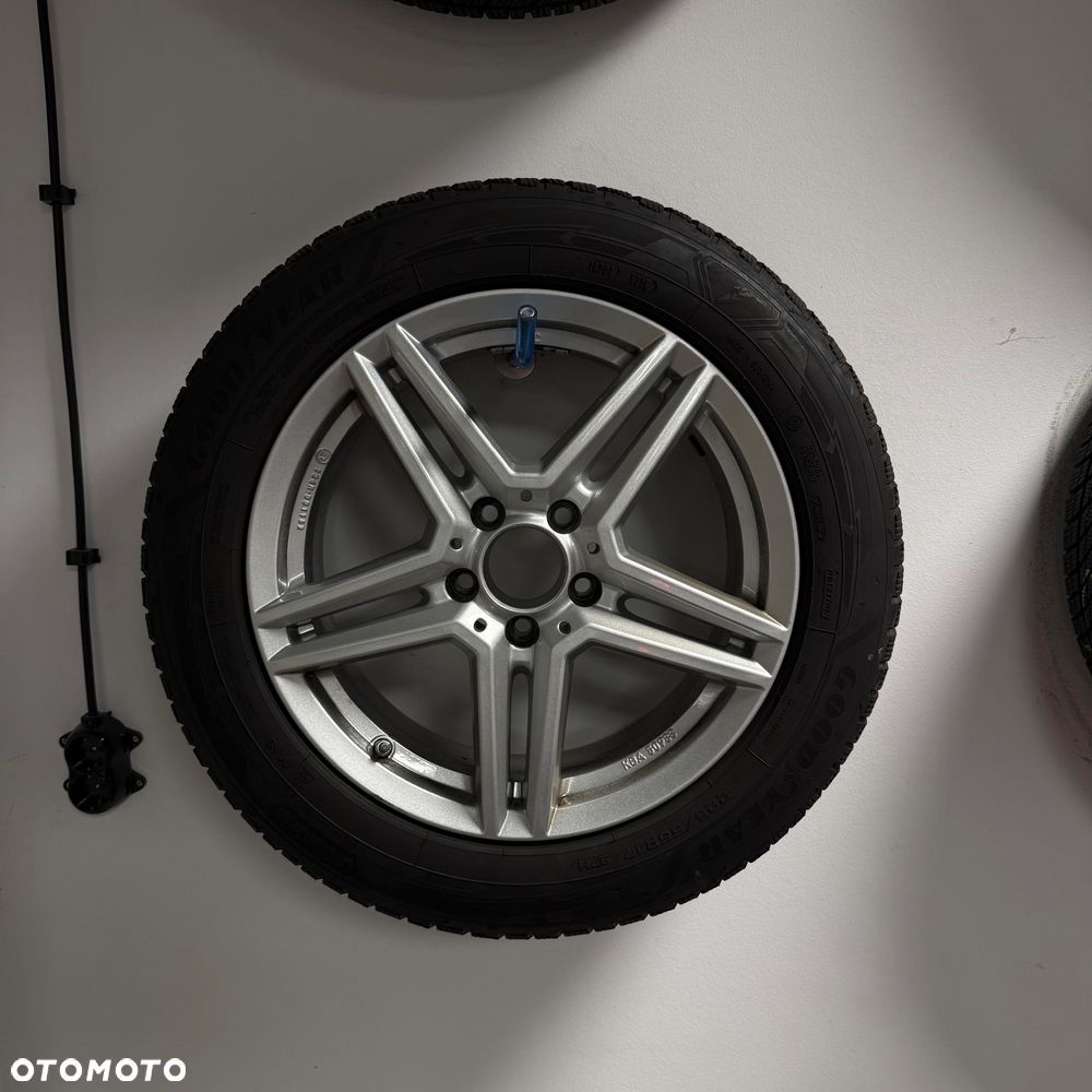 Mercedes-Benz Klasa E 220 d T 9G-TRONIC Avantgarde - 30