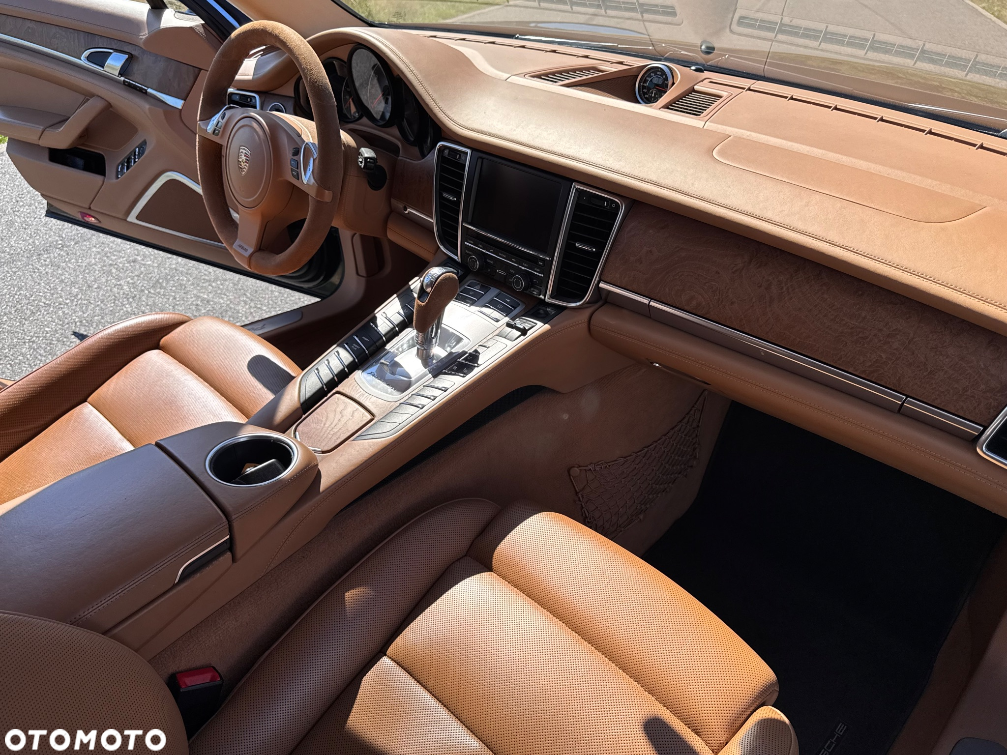 Porsche Panamera 4S - 29