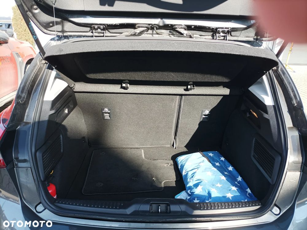 Ford Focus 1.0 EcoBoost Active - 12