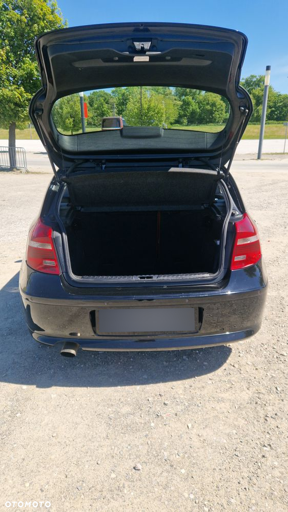 BMW Seria 1 118d - 12