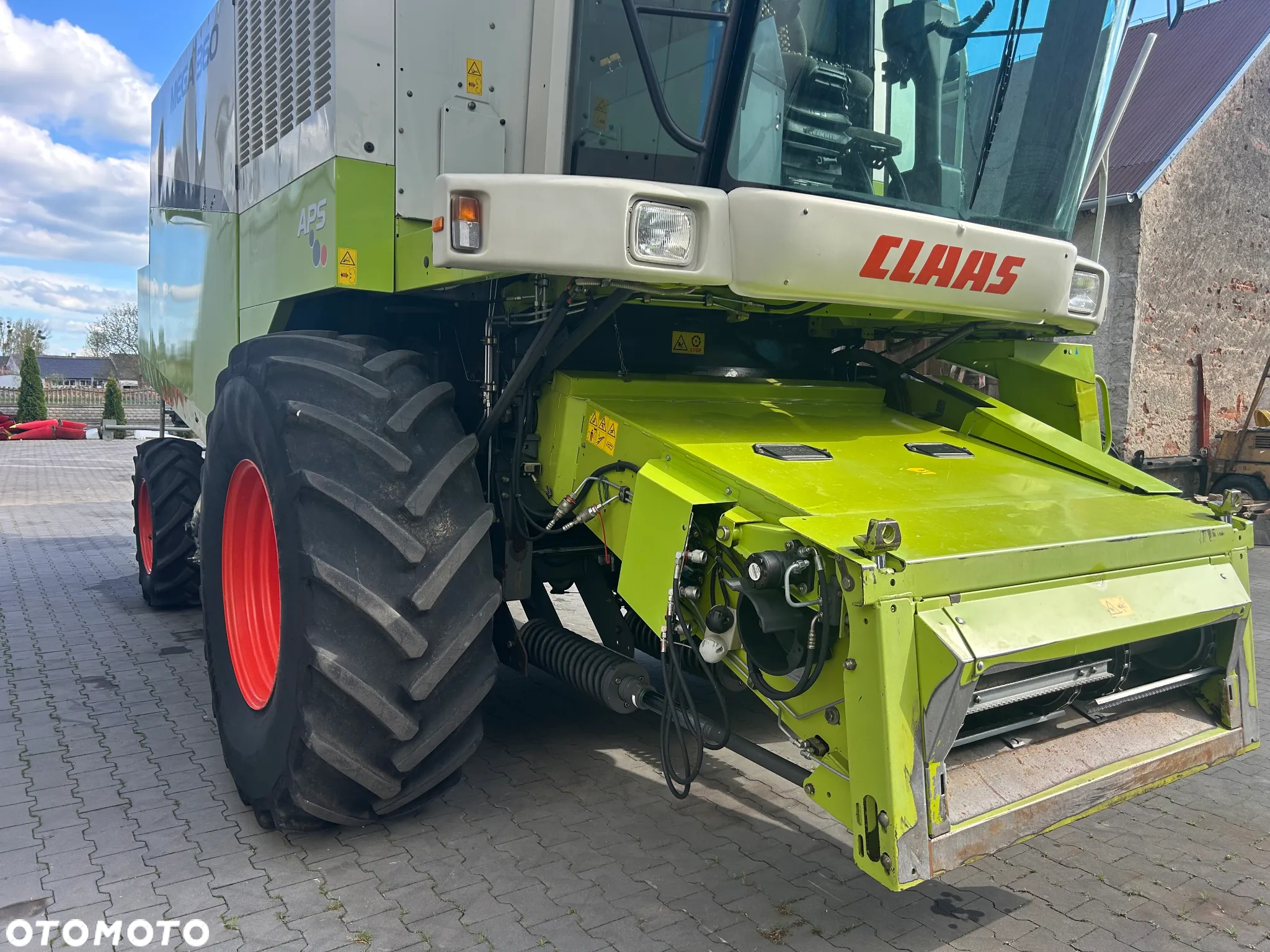 Claas Mega 360 - 4