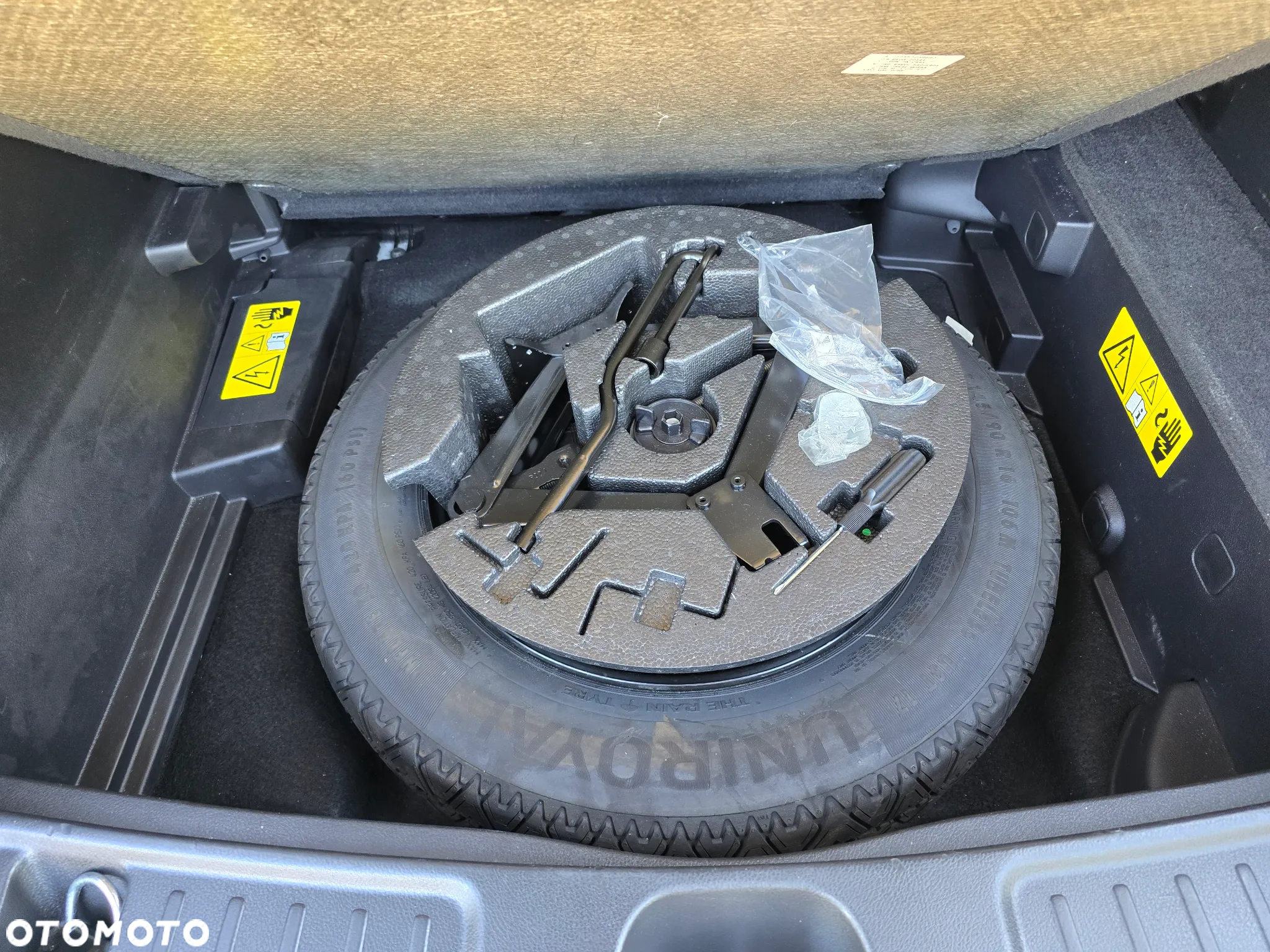Jeep Compass 1.3 T-GDI 4xe PLUG-IN HYBRID Automatik S - 28