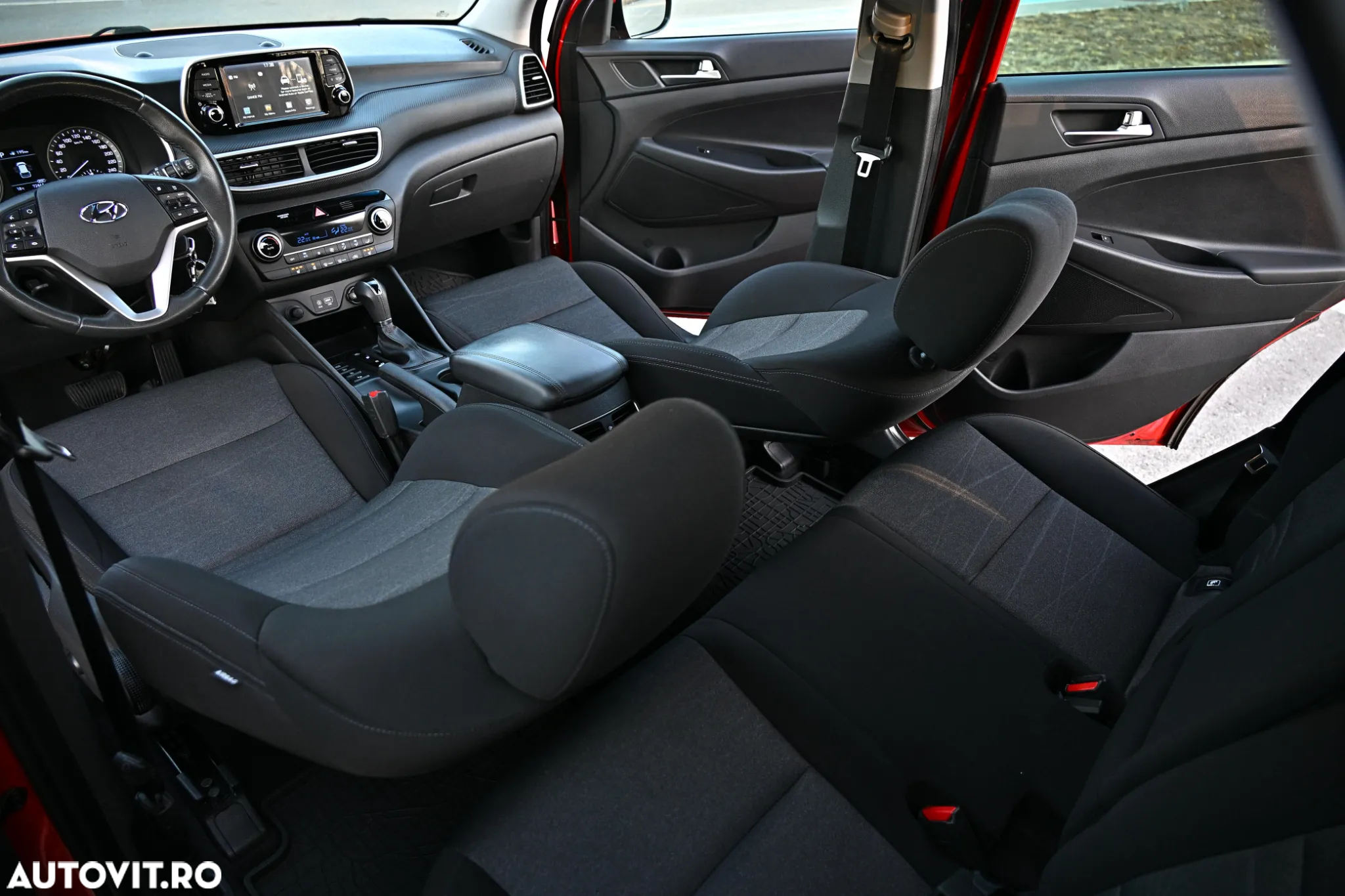 Hyundai Tucson 1.6 T-GDi 4WD 7DCT Style - 30