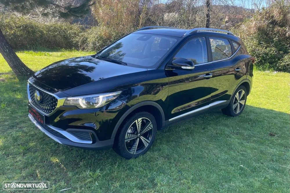 MG ZS Luxury - 1