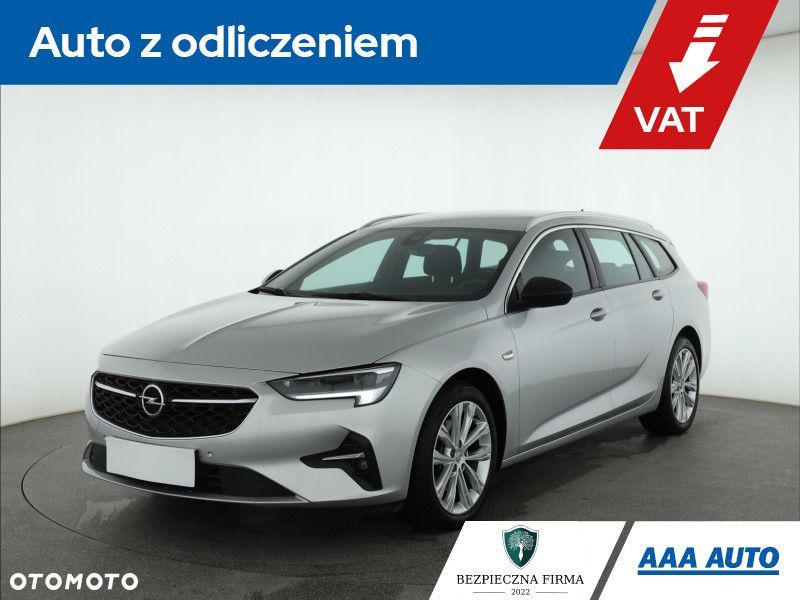 Opel Insignia - 1