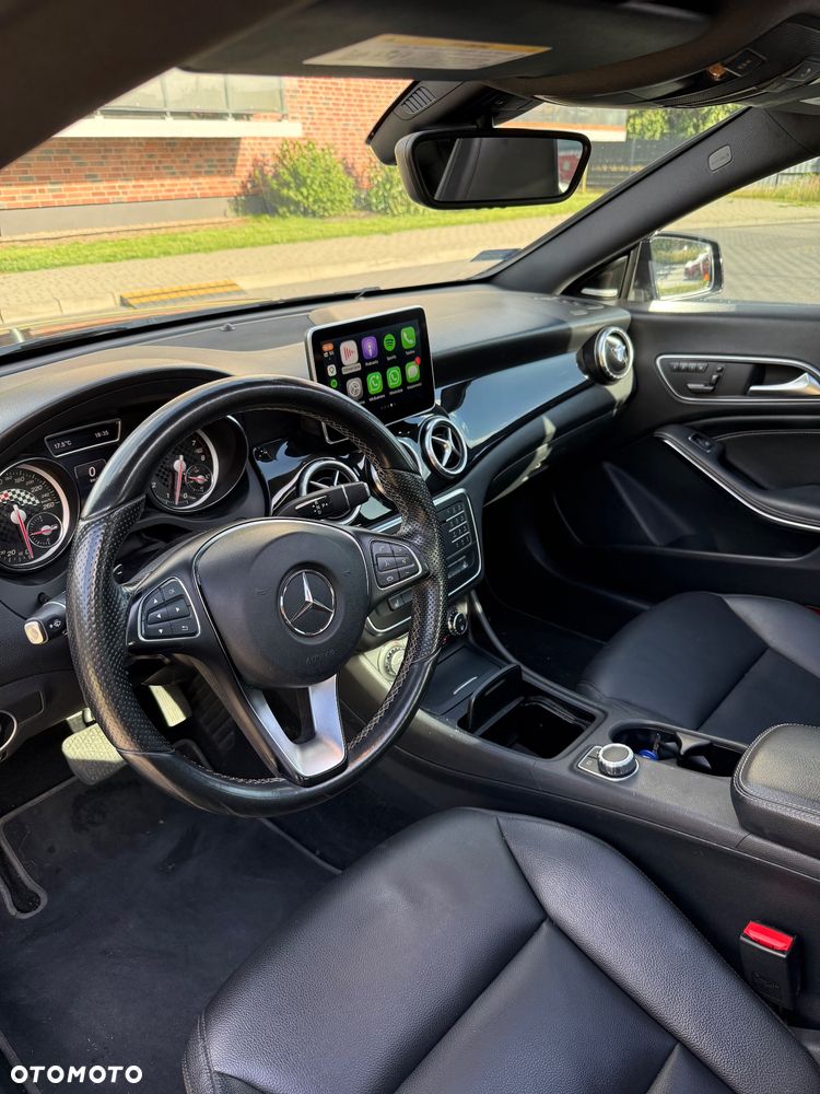 Mercedes-Benz CLA 250 7G-DCT - 6