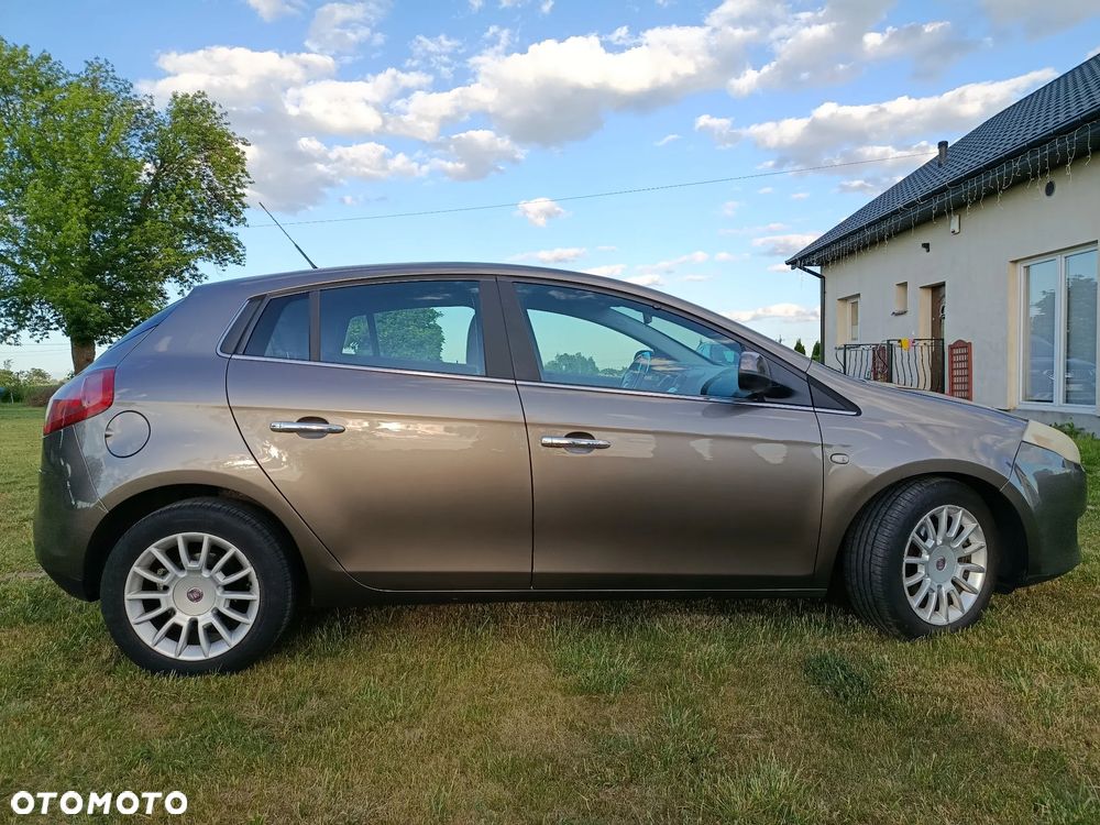 Fiat Bravo 1.9 Multijet Emotion - 6
