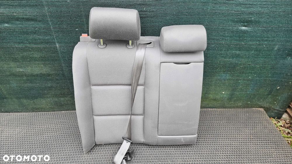 Podłokietnik Uchwyt Kubek Cup Holder Tył Tylny Oparcie Składane Welur Swing Audi A4 B6 B7 Sedan Kombi - 4