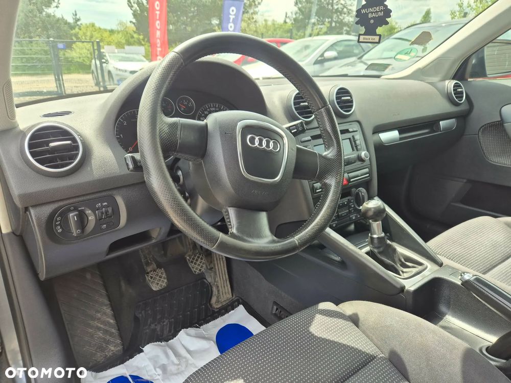 Audi A3 Sportback 2.0 TDI DPF S line Sportpaket (plus) - 13