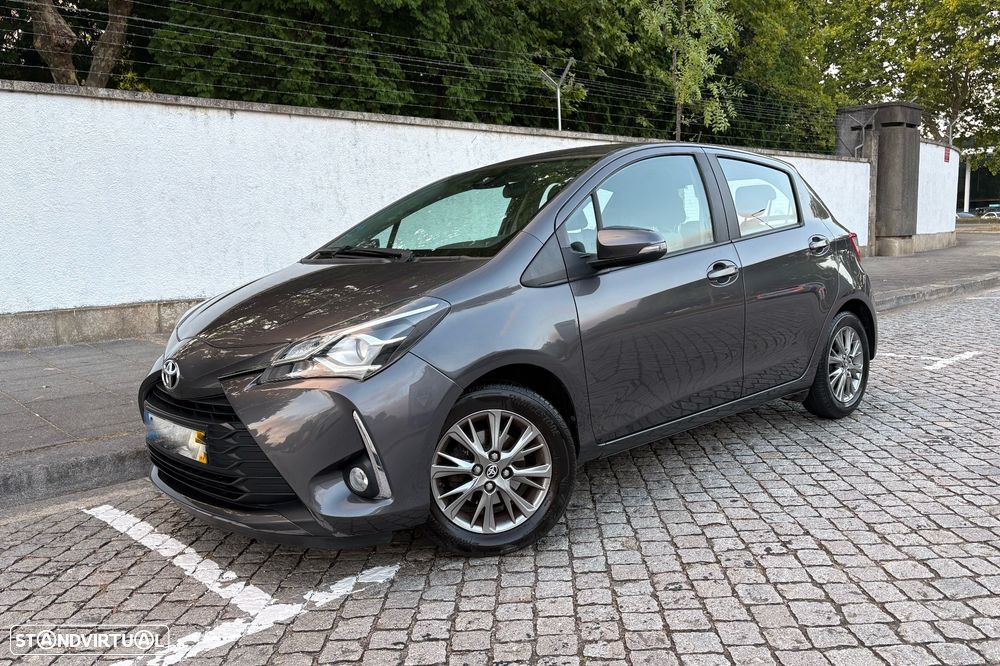 Toyota Yaris 1.0 VVT-i Comfort +PS Style +P.Techno +P.Sport - 1