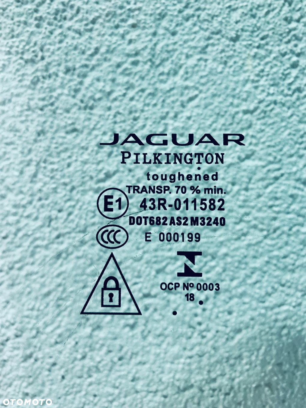 Szyba boczna tylna prawa JAGUAR XE X760 2015- ORYGINAŁ - 2