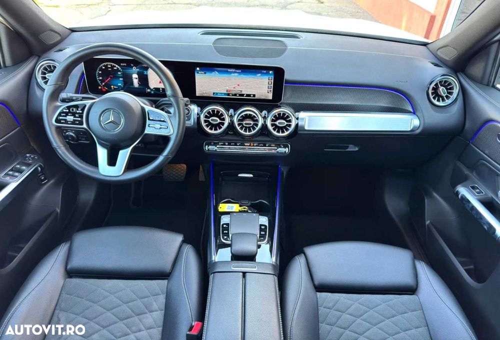 Mercedes-Benz GLB - 23