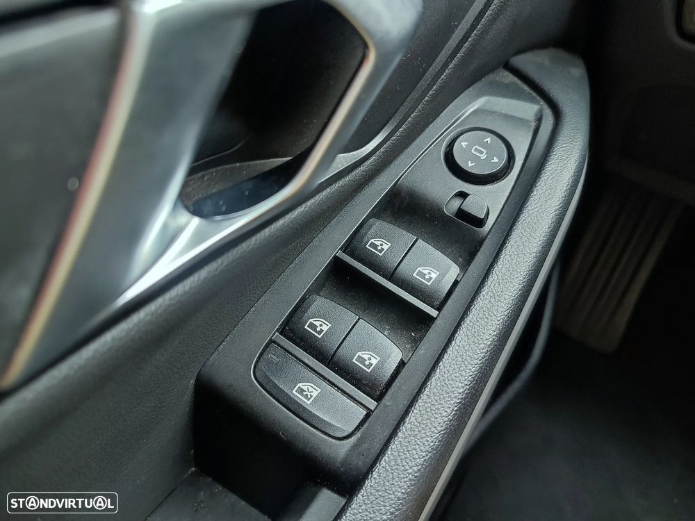 BMW 320 e Line Sport Auto - 29