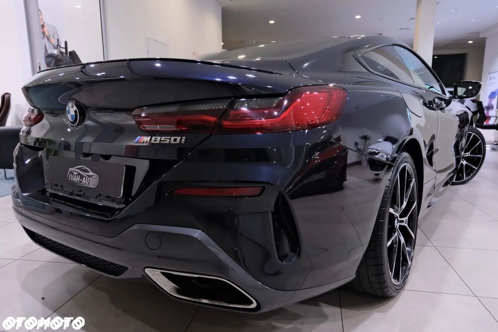 BMW Seria 8 M850i xDrive - 11