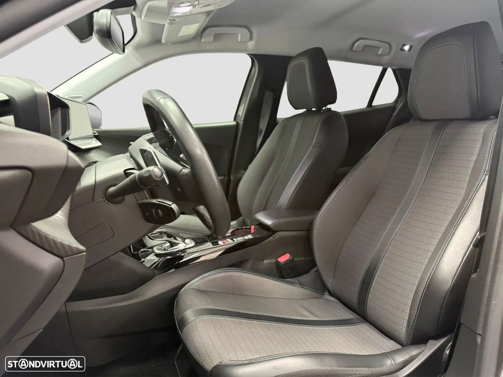 Peugeot 2008 - 9