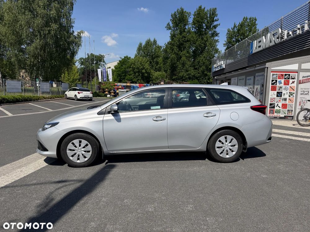 Toyota Auris 1.6 Active - 3