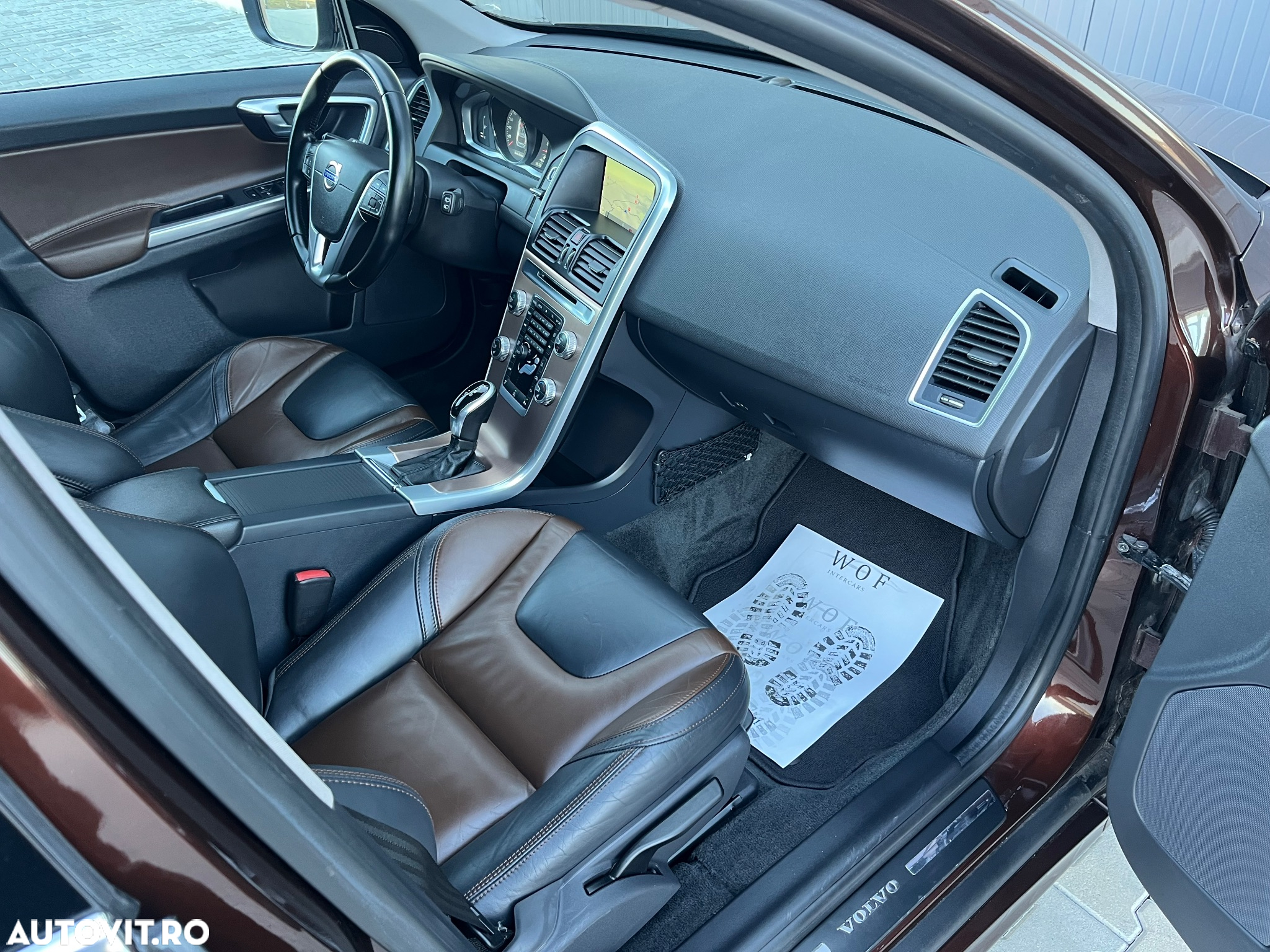 Volvo XC 60 D4 Geartronic Summum - 27