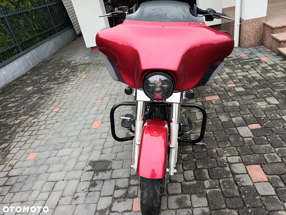 Harley-Davidson Touring Street Glide - 14