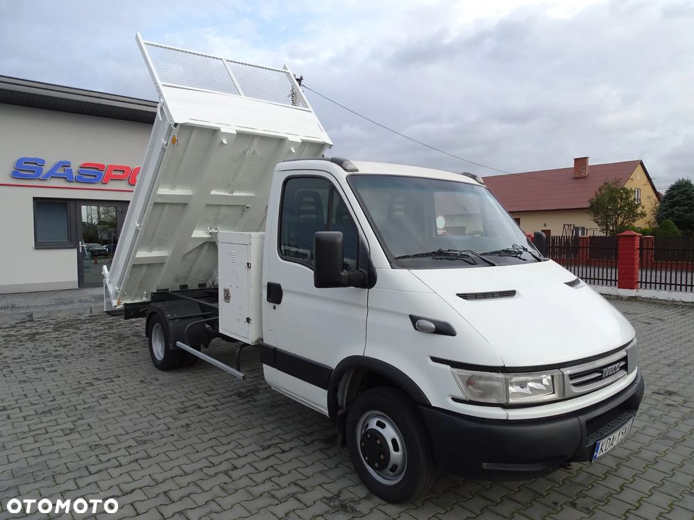 Iveco 35C12 - 11