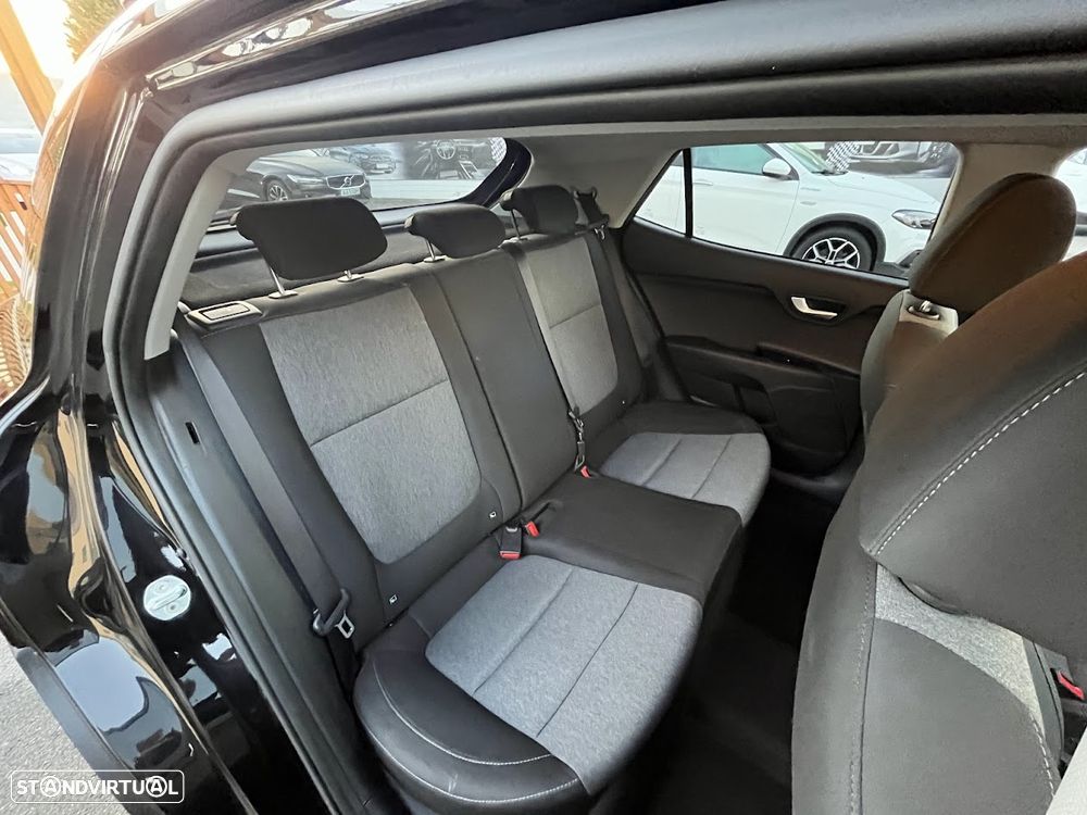 Kia Stonic 1.2 Dynamic - 30