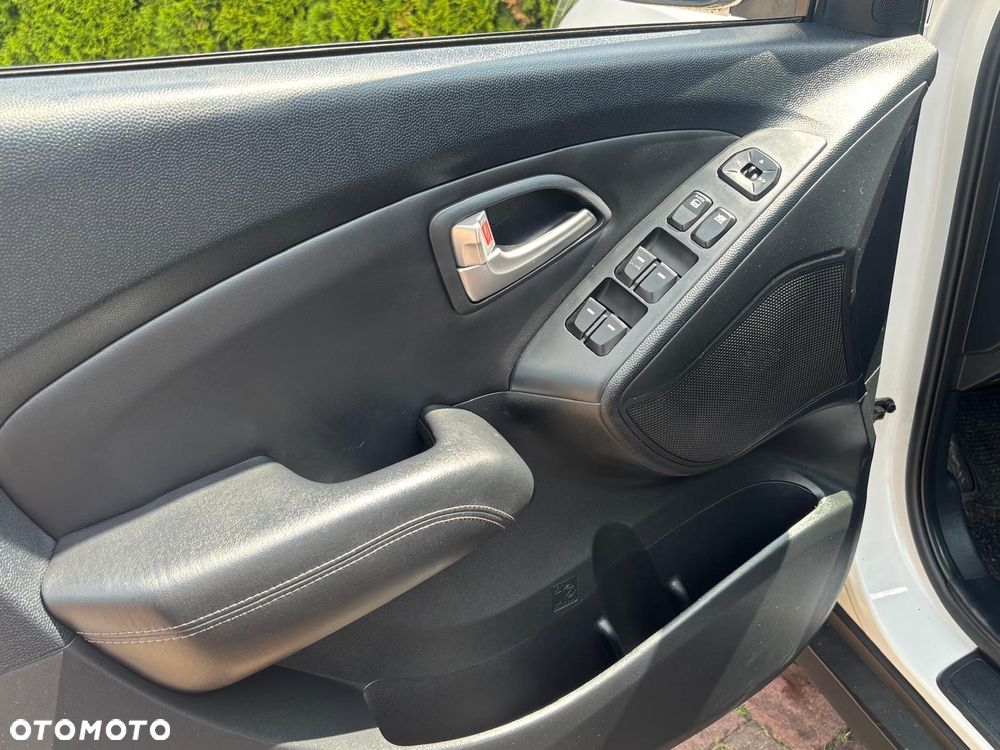 Hyundai ix35 2.0 4WD Automatik Premium - 23