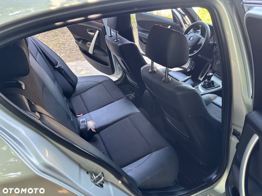 BMW Seria 1 - 16