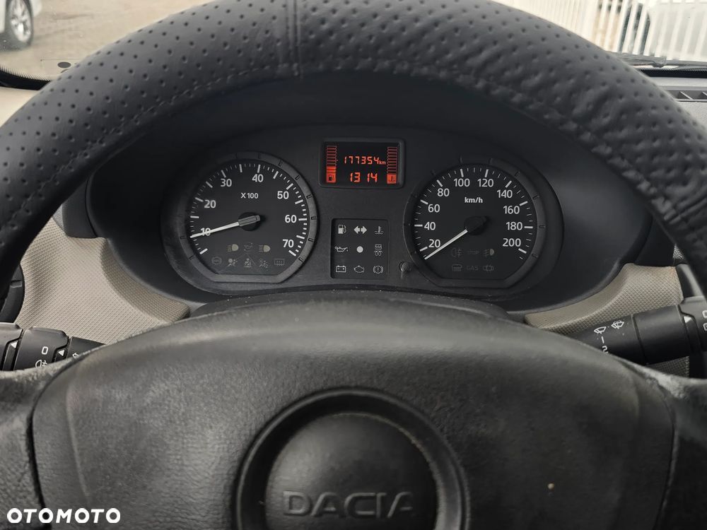 Dacia Sandero - 14