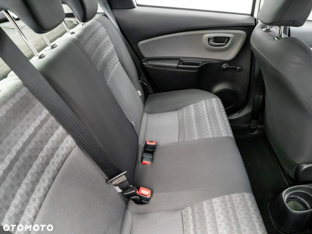 Toyota Yaris 1.0 Active EU6 - 23