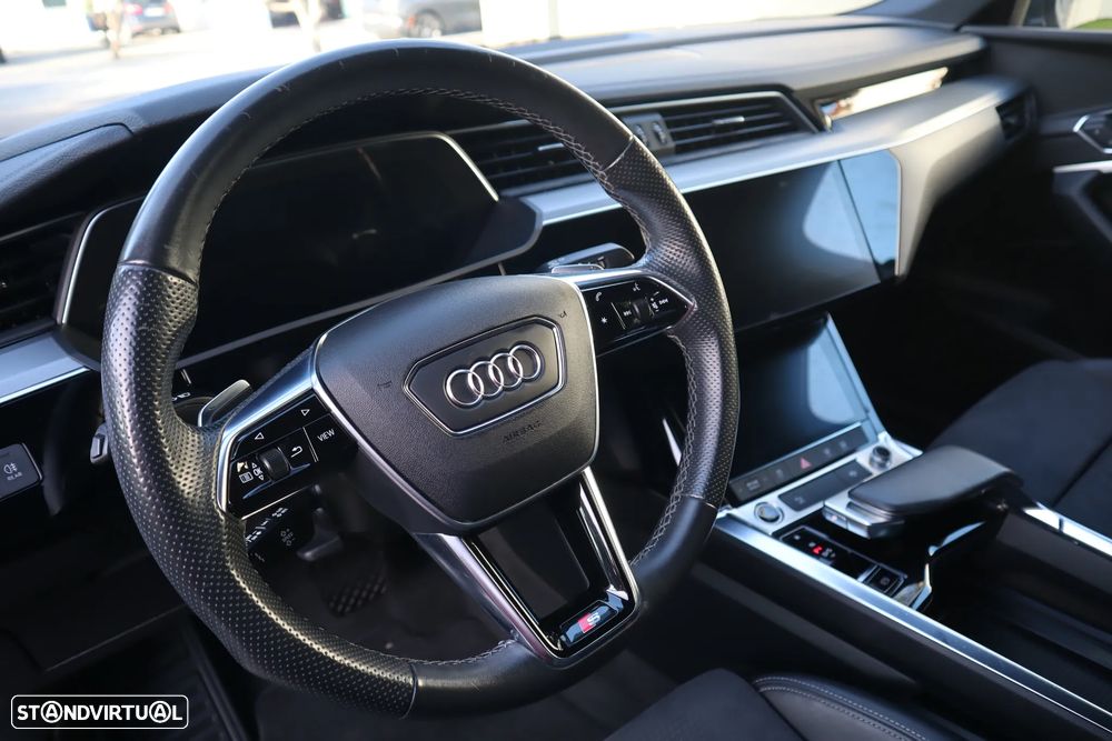 Audi e-tron Sportback 55 quattro S line - 22