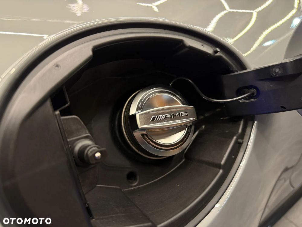 Mercedes-Benz AMG GT - 19