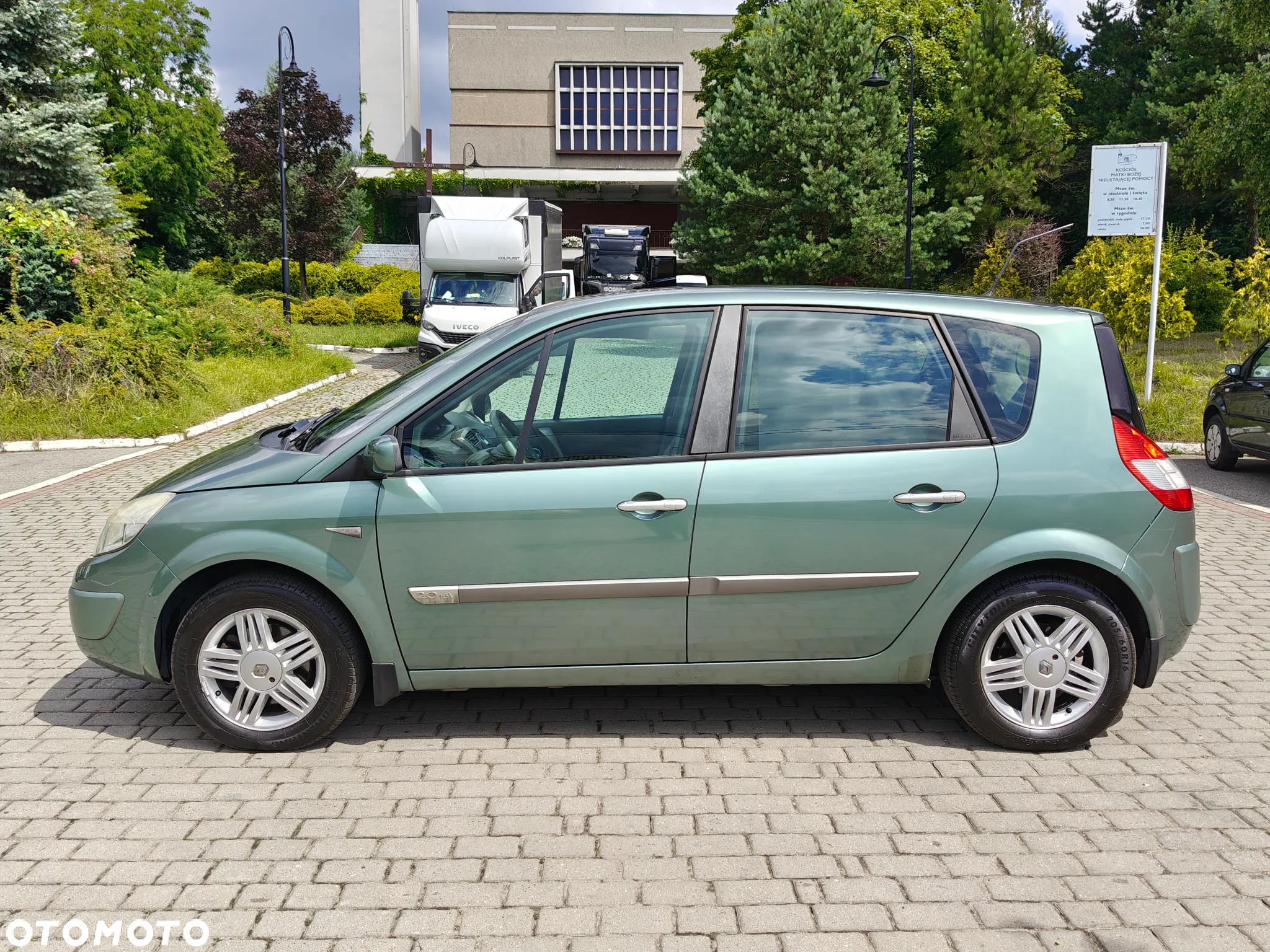 Renault Scenic 2.0 Confort Authentique - 9