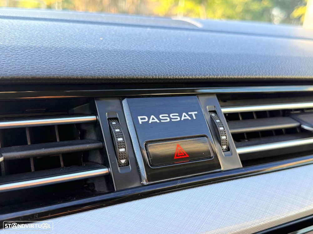 VW Passat Variant 2.0 TDi Business DSG - 27