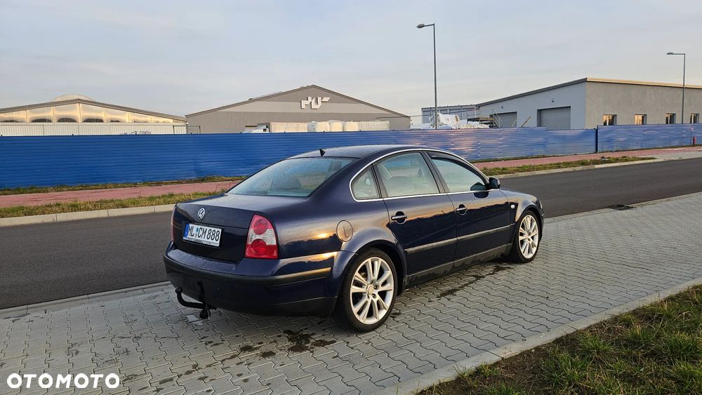 Volkswagen Passat 1.8T Basis - 27