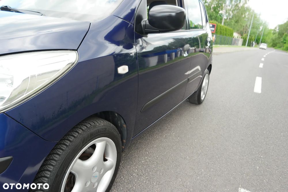 Hyundai i10 - 12